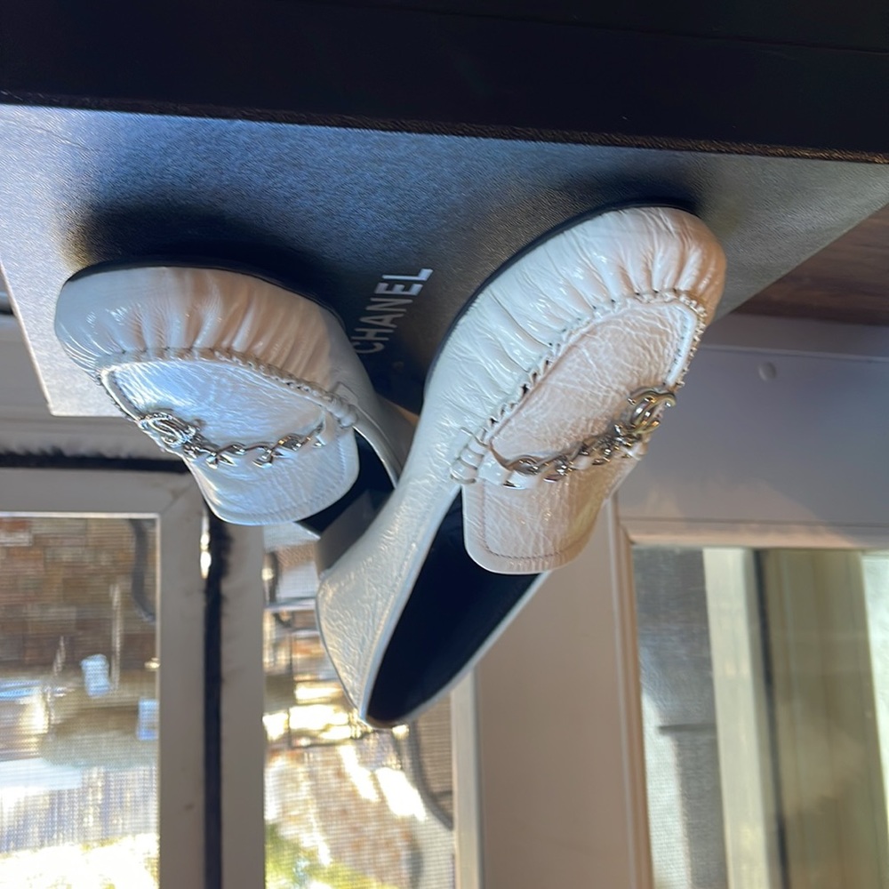 White mocassins- loafer - Picture 4 of 7